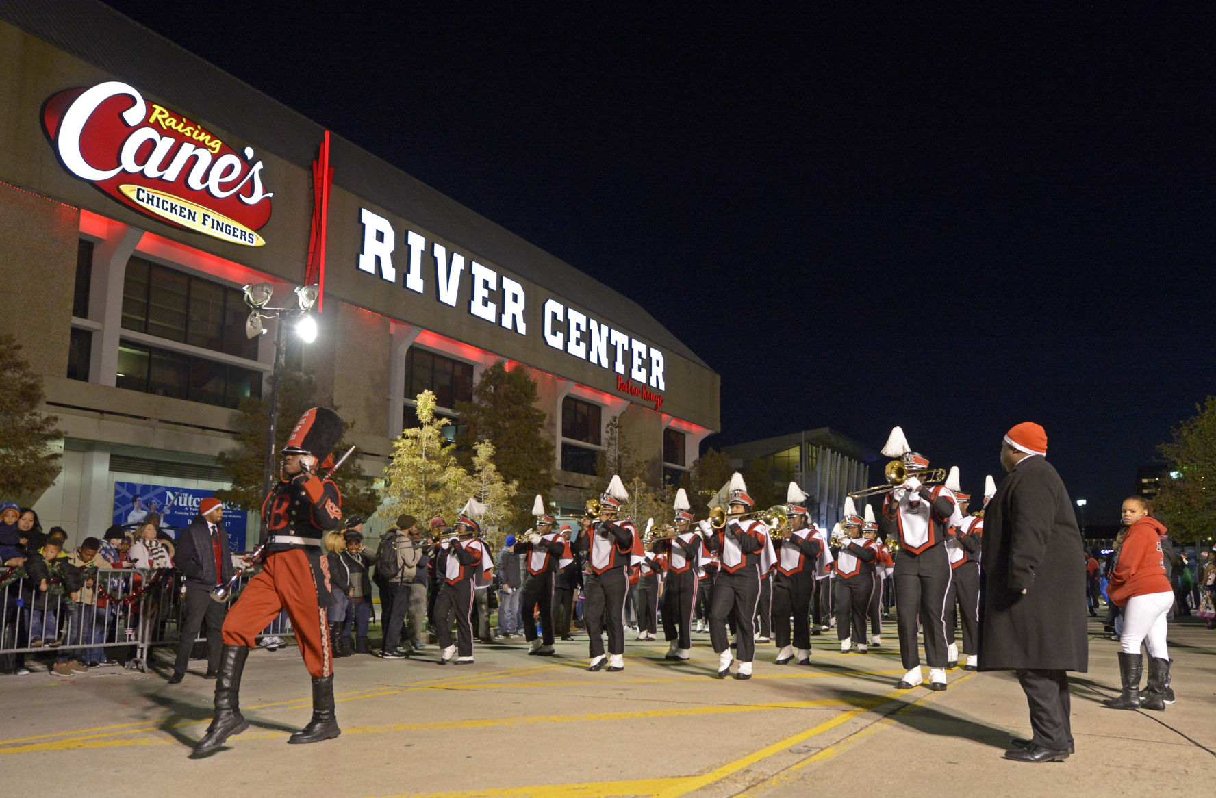 BR.xmasparade.121017 HS 515.JPG
